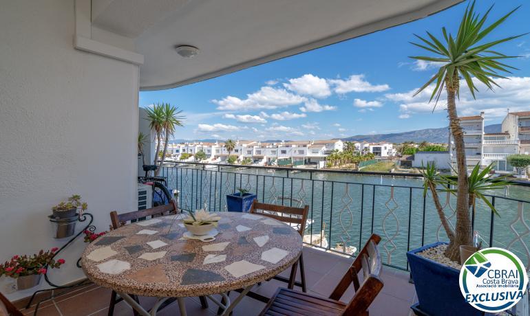 Precioso apartamento con maravillosas vistas al Port Empordà