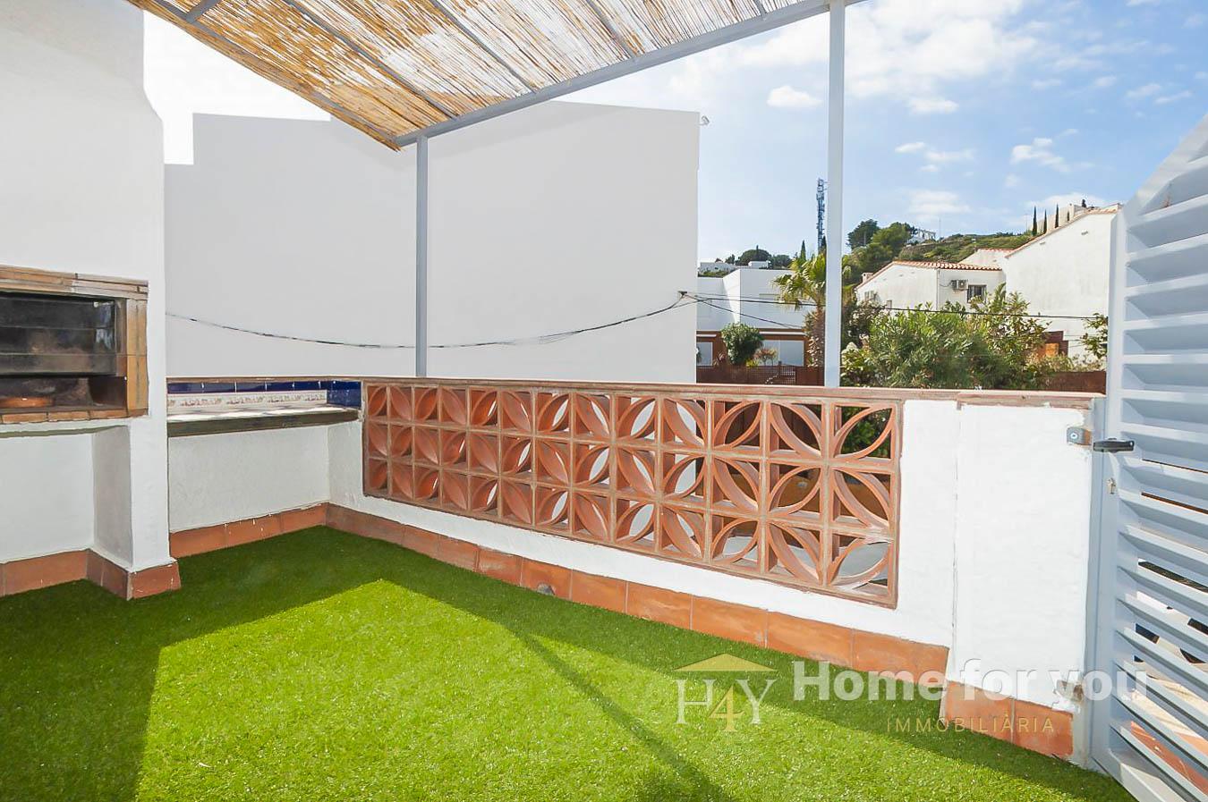 Bonito apartamento con piscina comunitaria