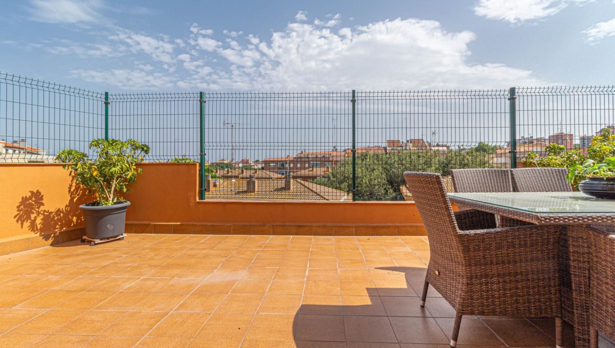 383884_3ca223d82977512477d4d7a84f27903e