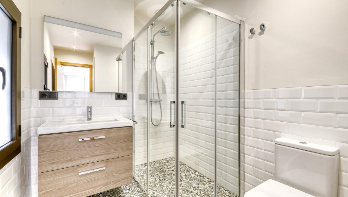 951122822_41b19e8b4edff4dbbece06f0cc51a46a