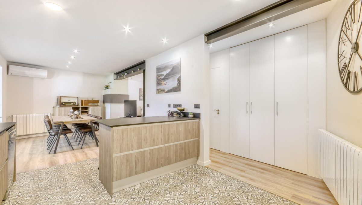 951122822_51565ee3a5b34ac415debf5804bc63a6