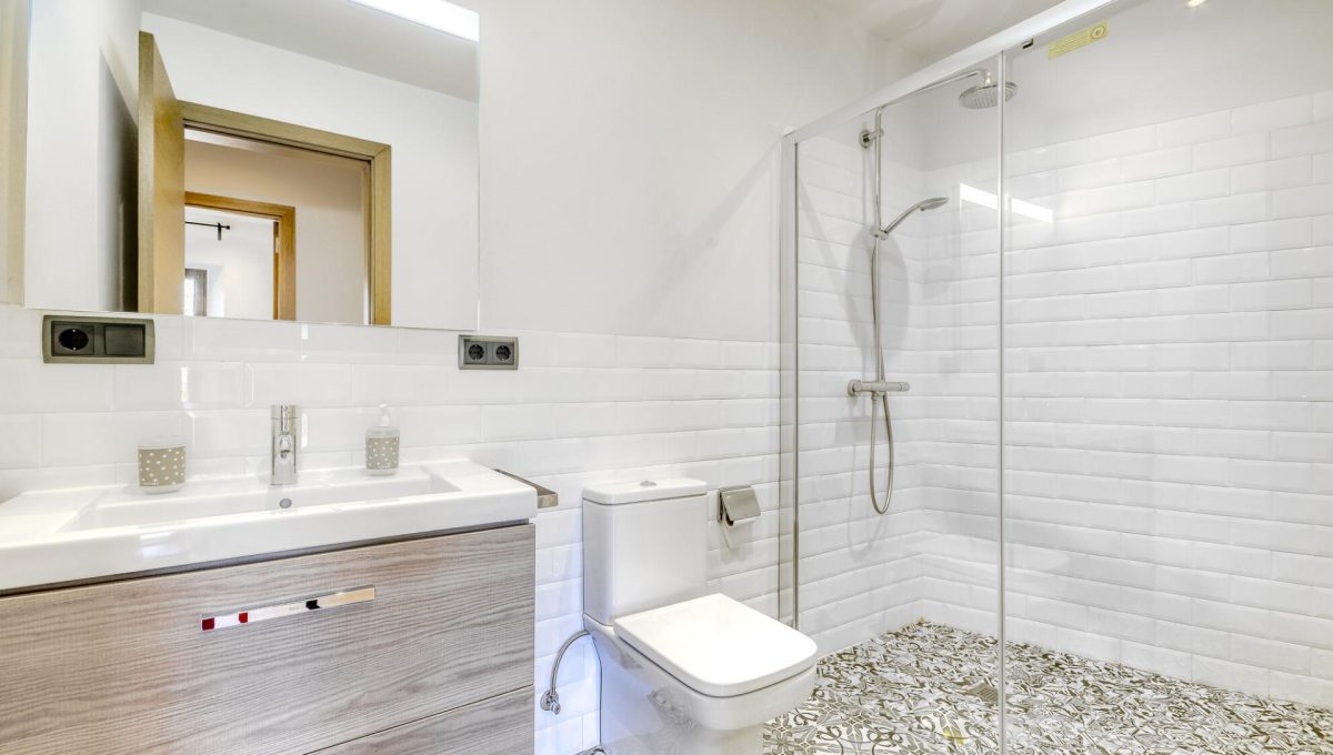 951122822_7aeaaaf66f9fc5663a1cda091ad776bf