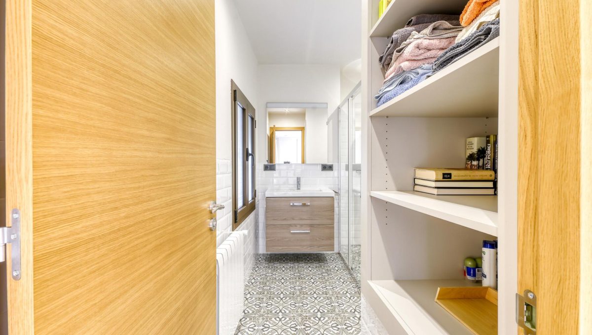 951122822_8f4248ff4daf5bfaa9f283f6a4b91b8c