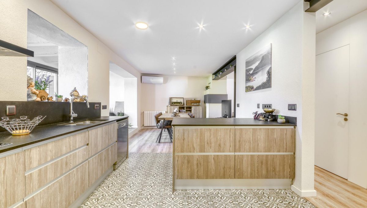 951122822_d74467ef849636b77026128e3f85d91a