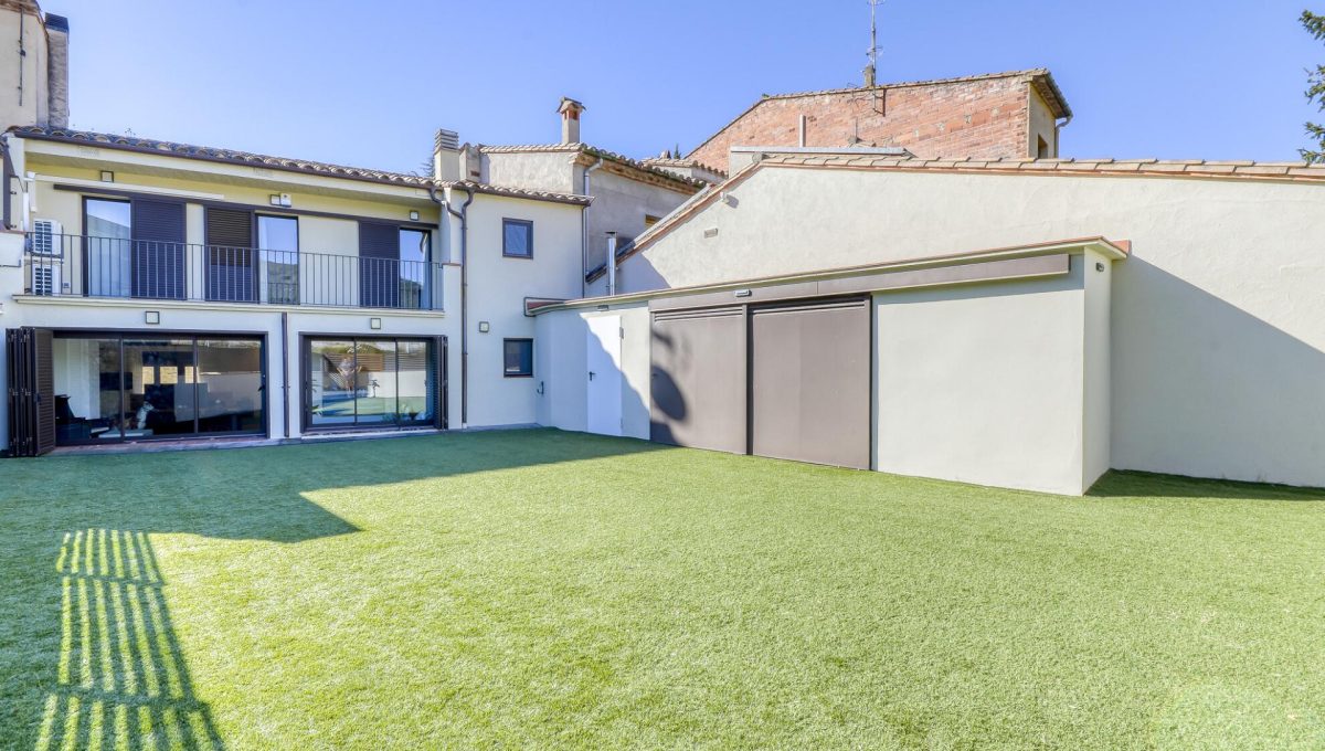 951122822_e21f0cc2ffe47153705434d1df7144f0