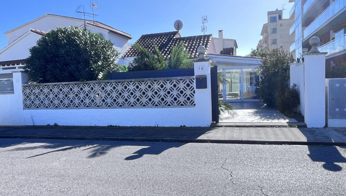 146942687_10188859aea8165af0b4fa4a3e5e7caa