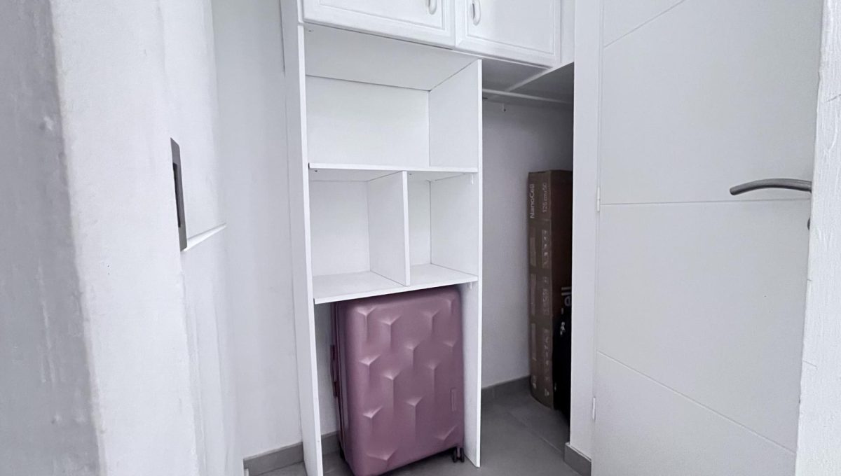 146942687_2470be0808a7df891c3780608618e35c