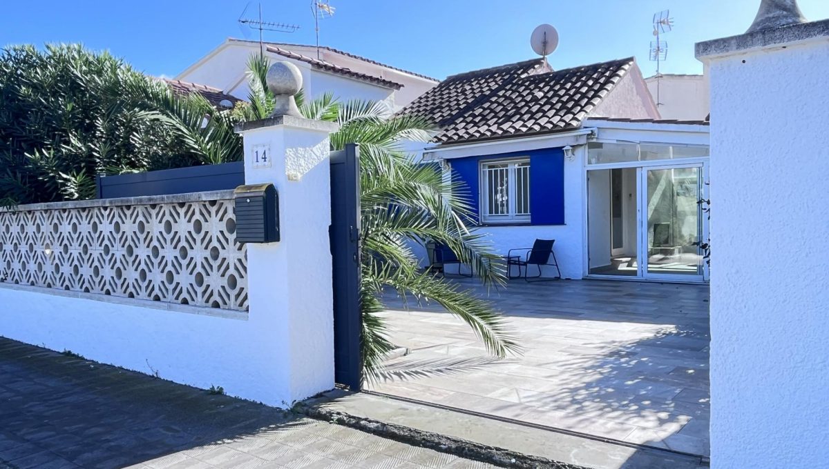 146942687_3796dfd393b751077b9708a3907fa7cf