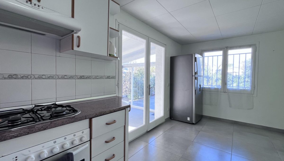 146942687_dc565f97054961e4c9ffd9c064ea236a