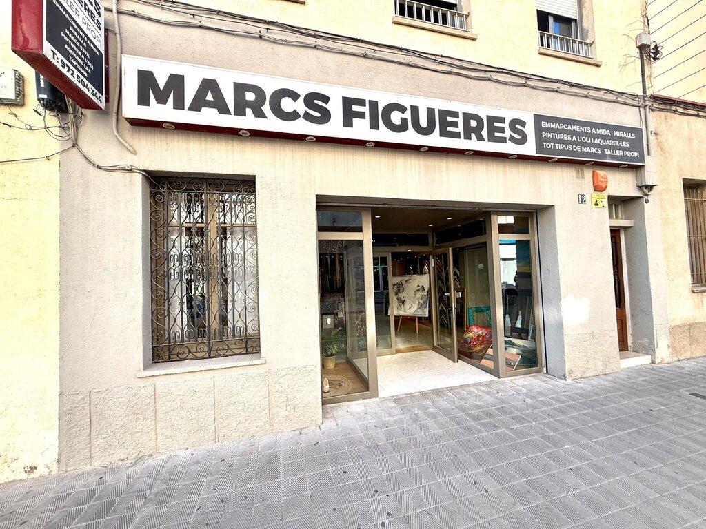 OPPORTUNITÉ UNIQUE À FIGUERES ! Local commercial avec une activité commerciale bien établie.