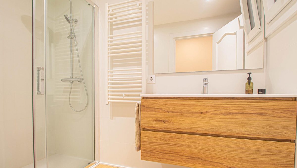 484948786_fc4424214049bf3d9dd0bb847bf76cb8