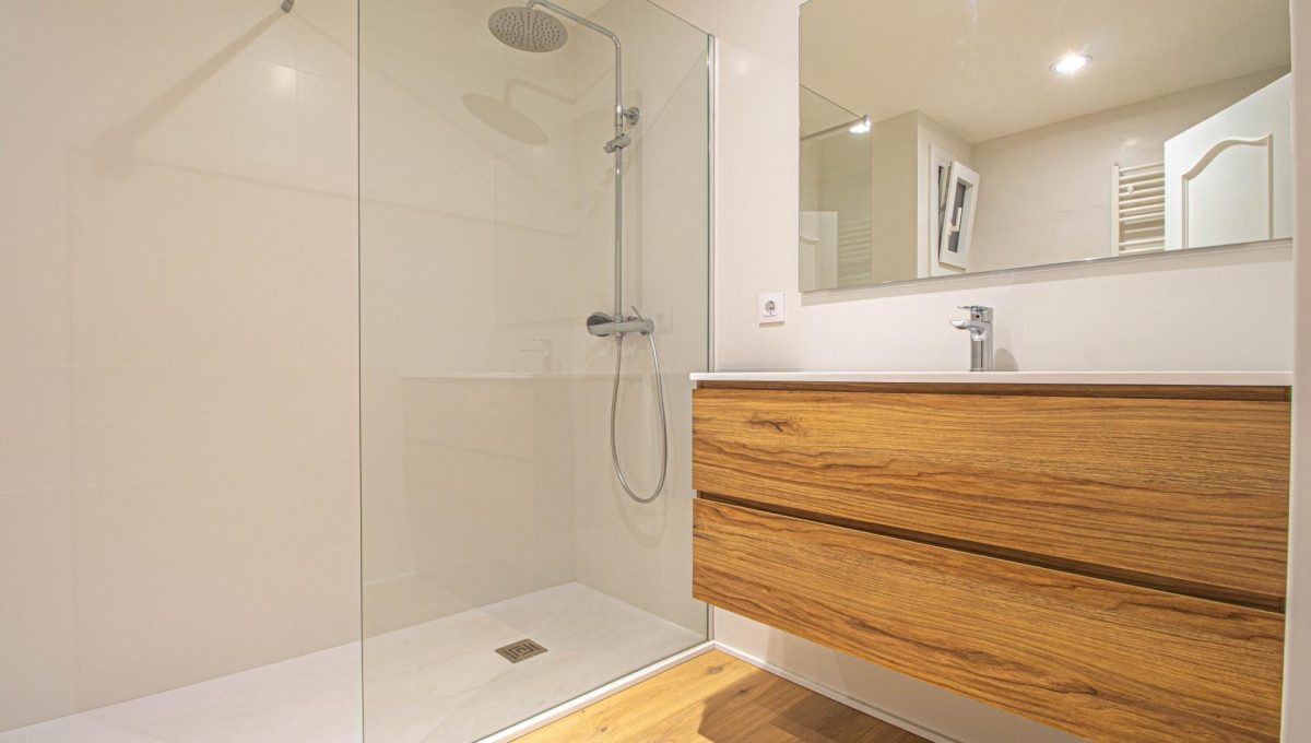 484948786_fd4661a8f48e75c956b9a51a5bd0b433