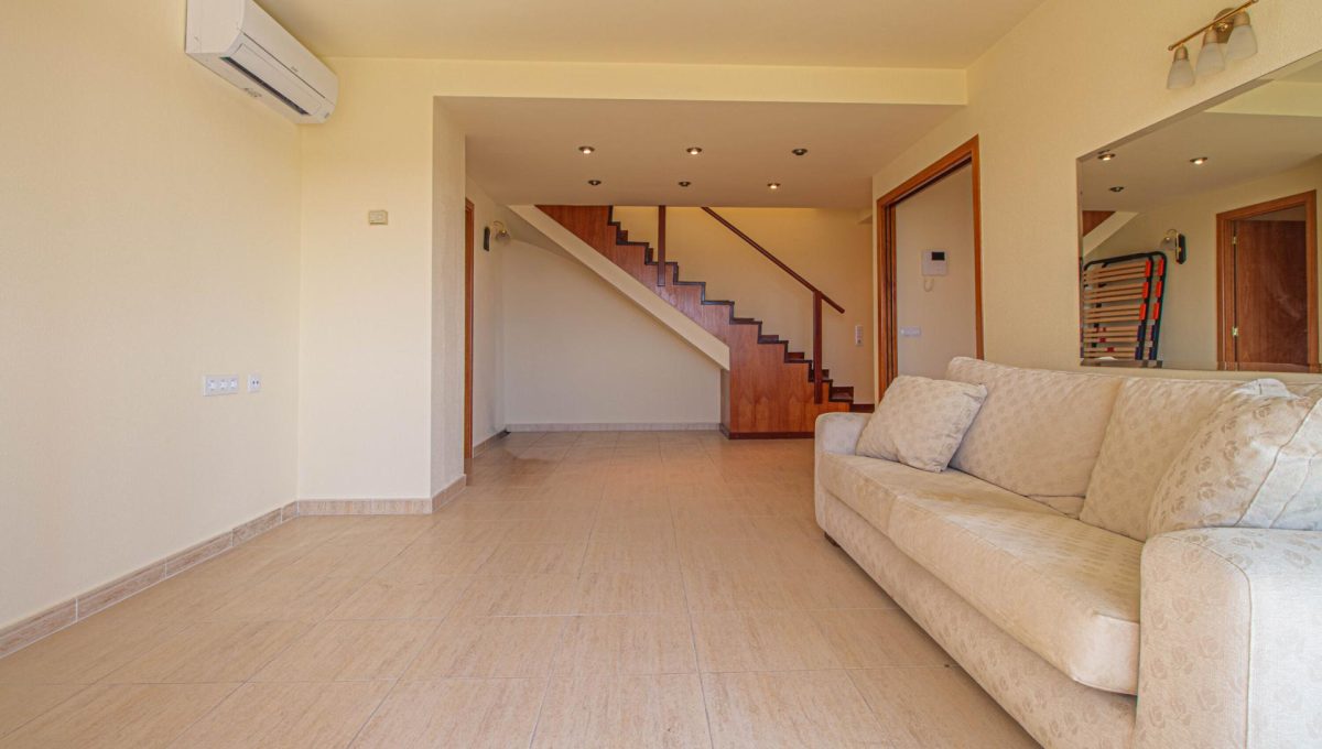 560311301_7dda335cb41aa9c7265633c88833f31d