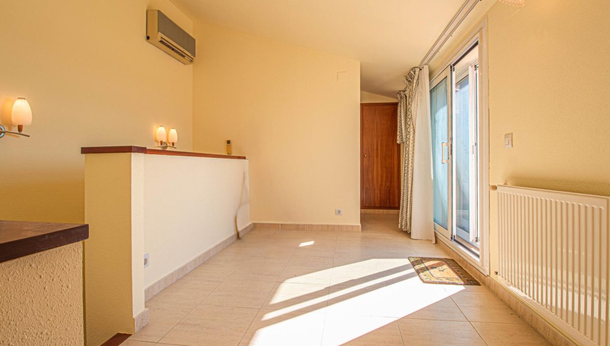 560311301_92a55768382612b0f8a55ecfcaaecdbf