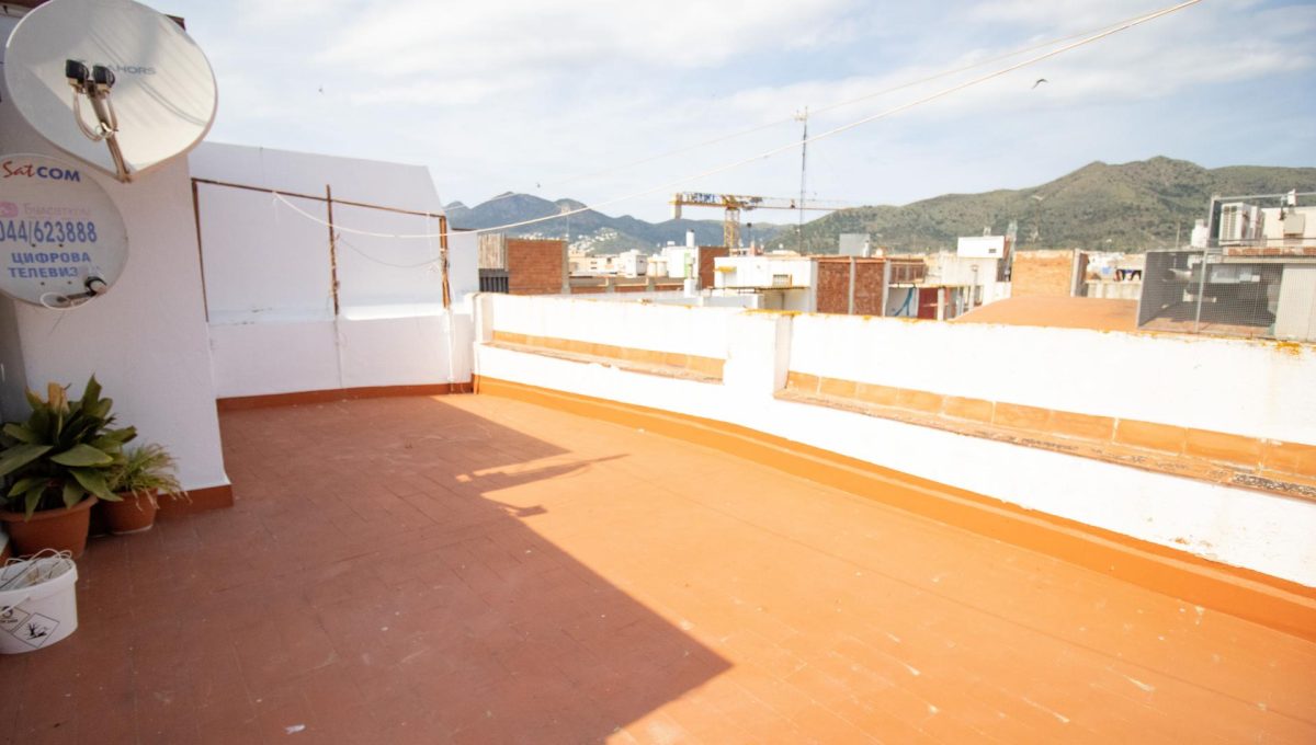 656243753_53cd5d61e42b5eef4581bd4ee4d19495