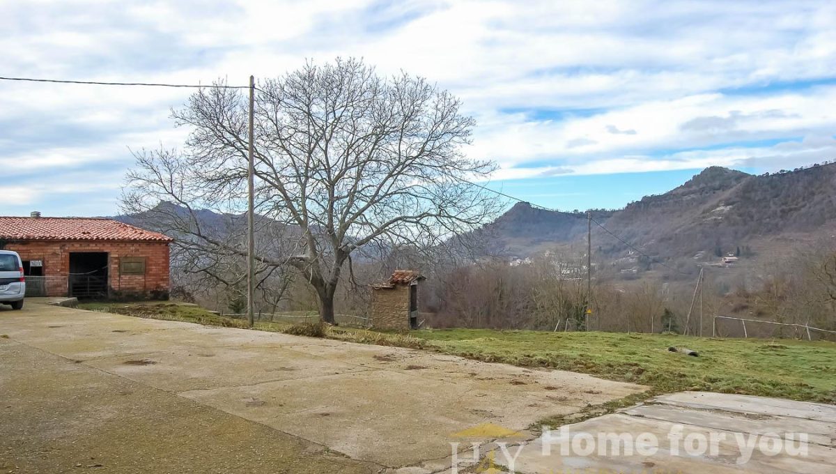 872474362_6420ca2bc30c273e7278907ab70efcf5