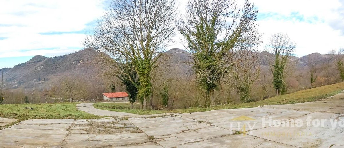 872474362_f2084c15c38764f3a347509ca1d8d160