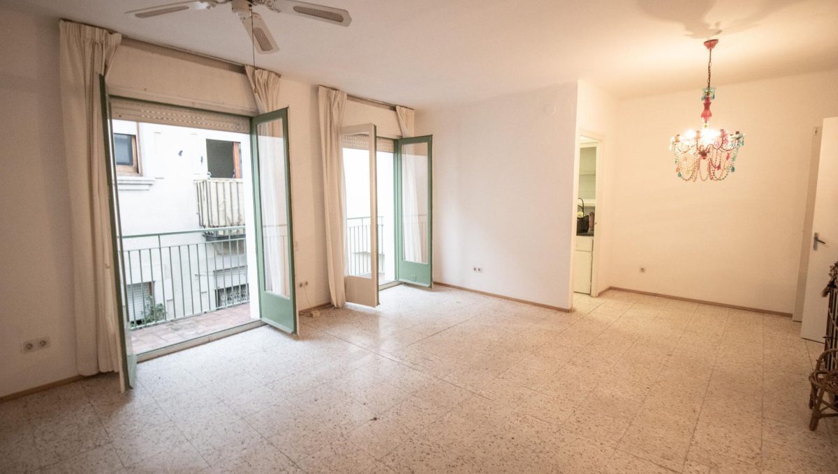 875439265_b57f93a8aef414b4a95b0b30e7398e75