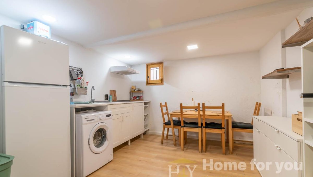 385275_13559f0579dd94ec547b644f435f1d9e