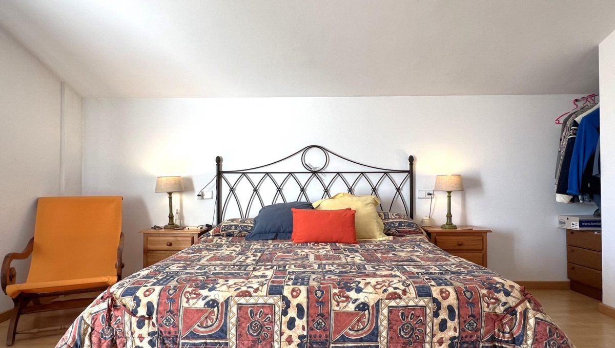 897474316_50d92d0b4f80999c07663a73a524cb27