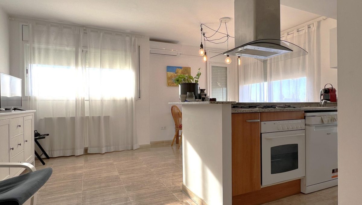 897474316_6d6f7638186942714b6344a0d8e87ca6