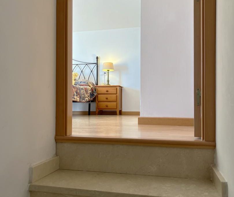 897474316_ade3140aa1e67c0c2a70bb5a338fc364