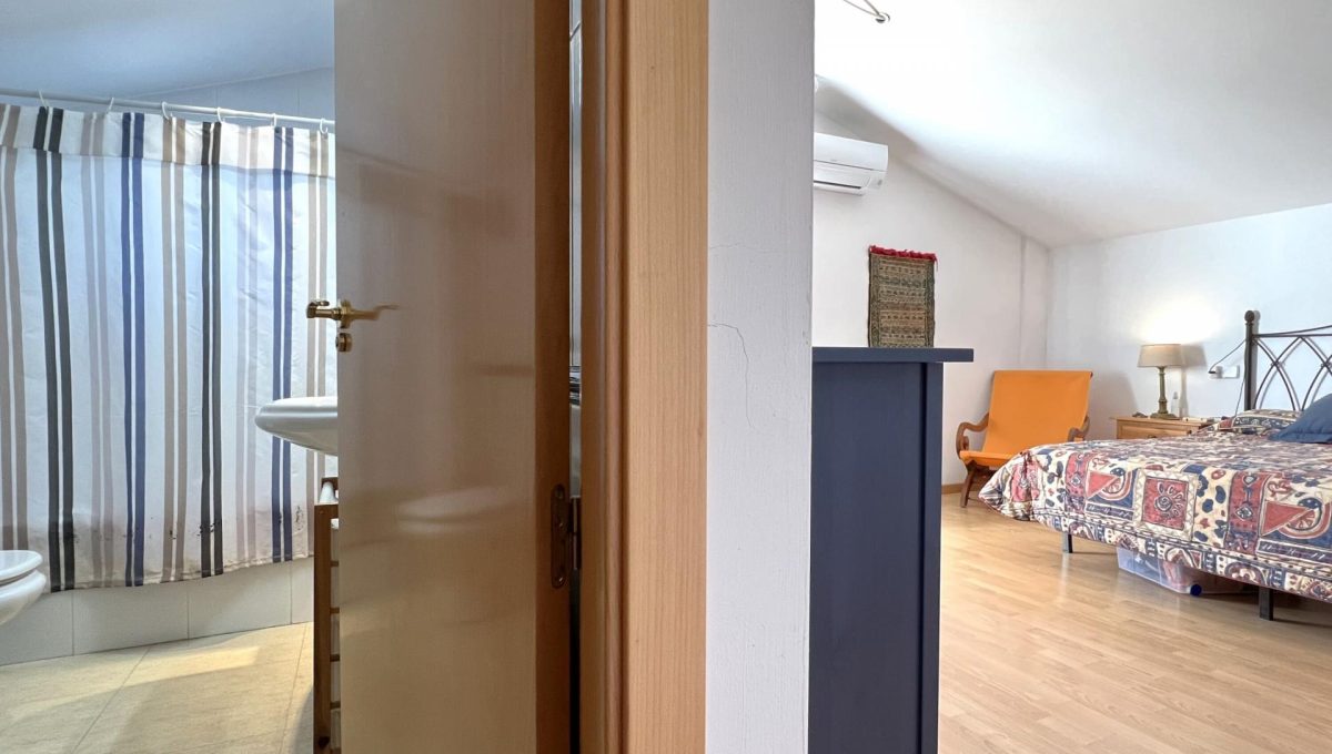 897474316_d49fe7a23543a4c80e79bd0270f7e42f