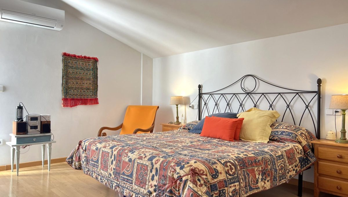 897474316_ea485d67efe2028b376185185ad138ff