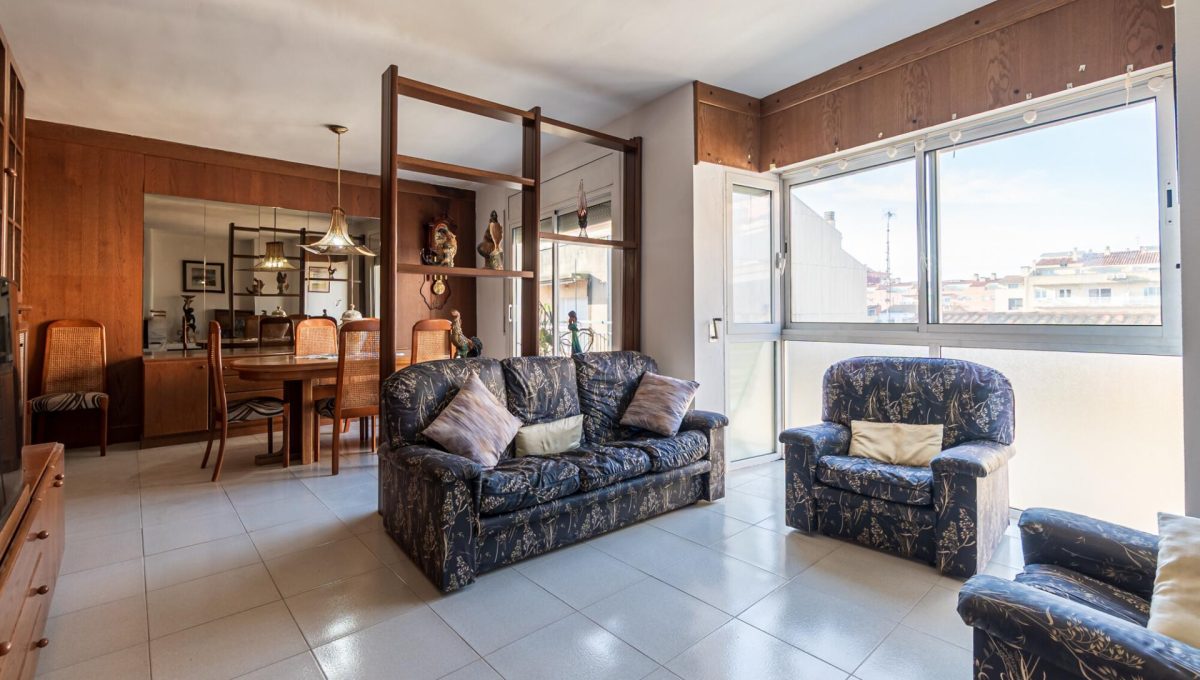 193649763_2023be5cb77813735b5f5301cdce4a34