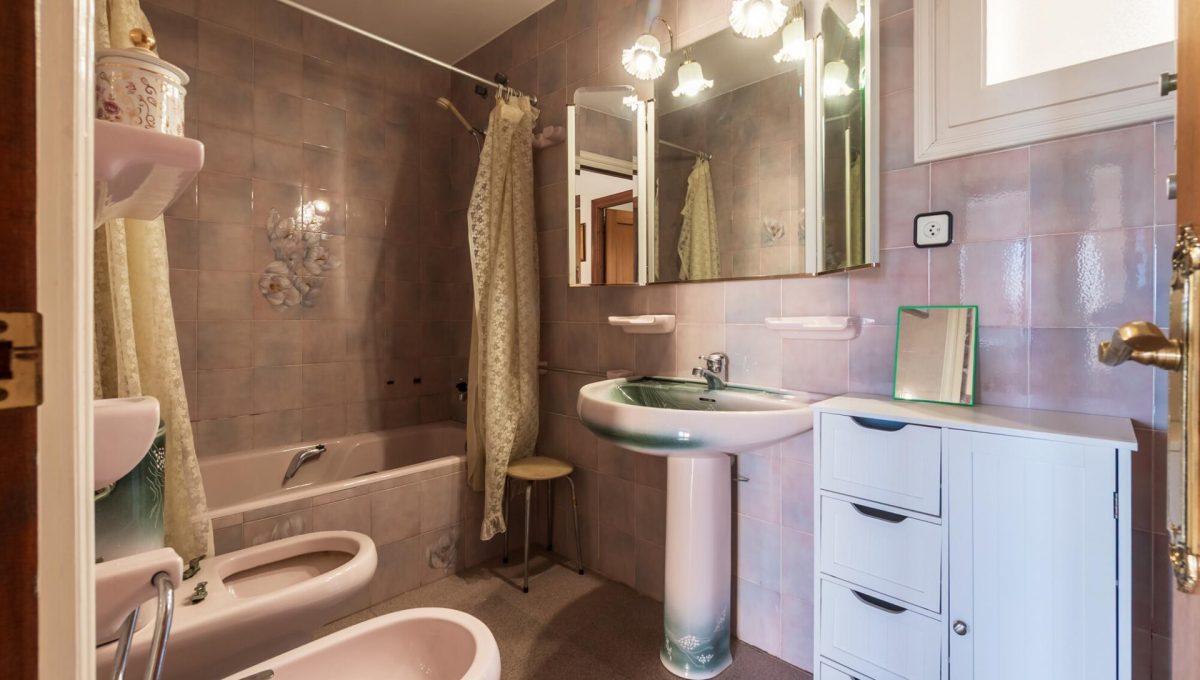 193649763_4a40796324987e9ebce615be70f51eac