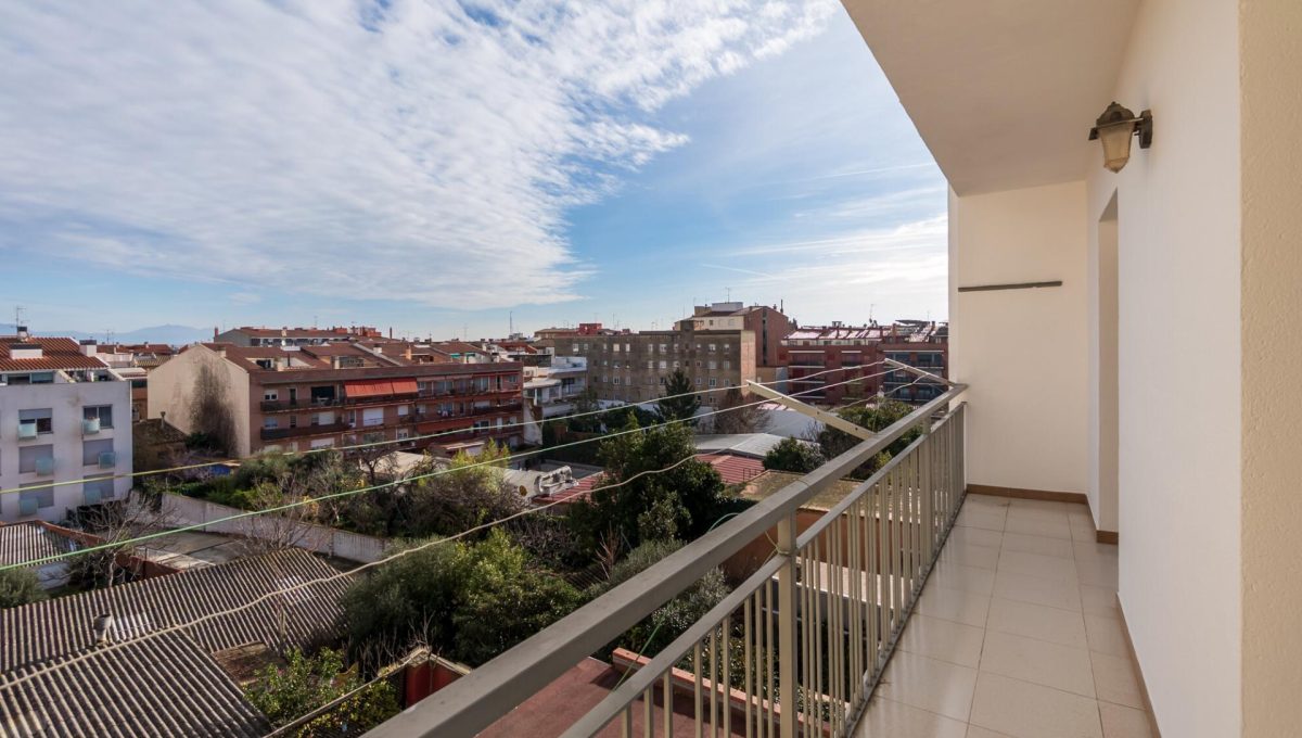 193649763_6096845f4cb75b033cdabdb54f6bda33