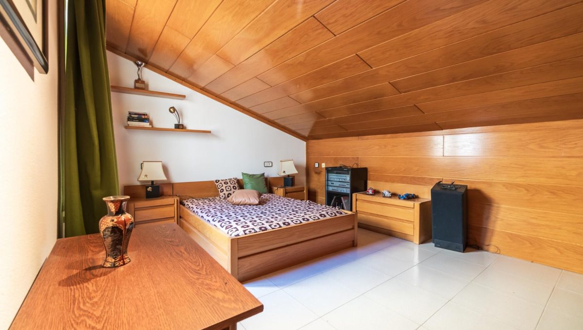 193649763_84bee237b13c42241b81dcbb306633ab