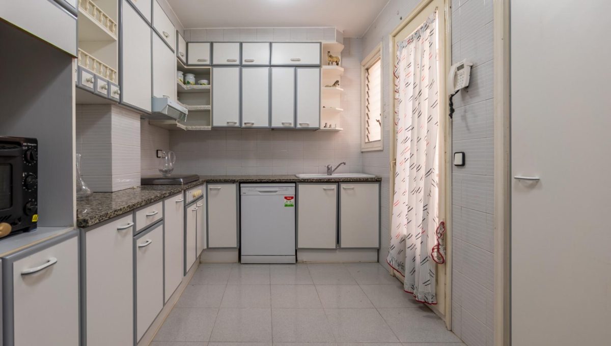 193649763_9f818a3c22f0f3dfd0d65aff123fc4b9