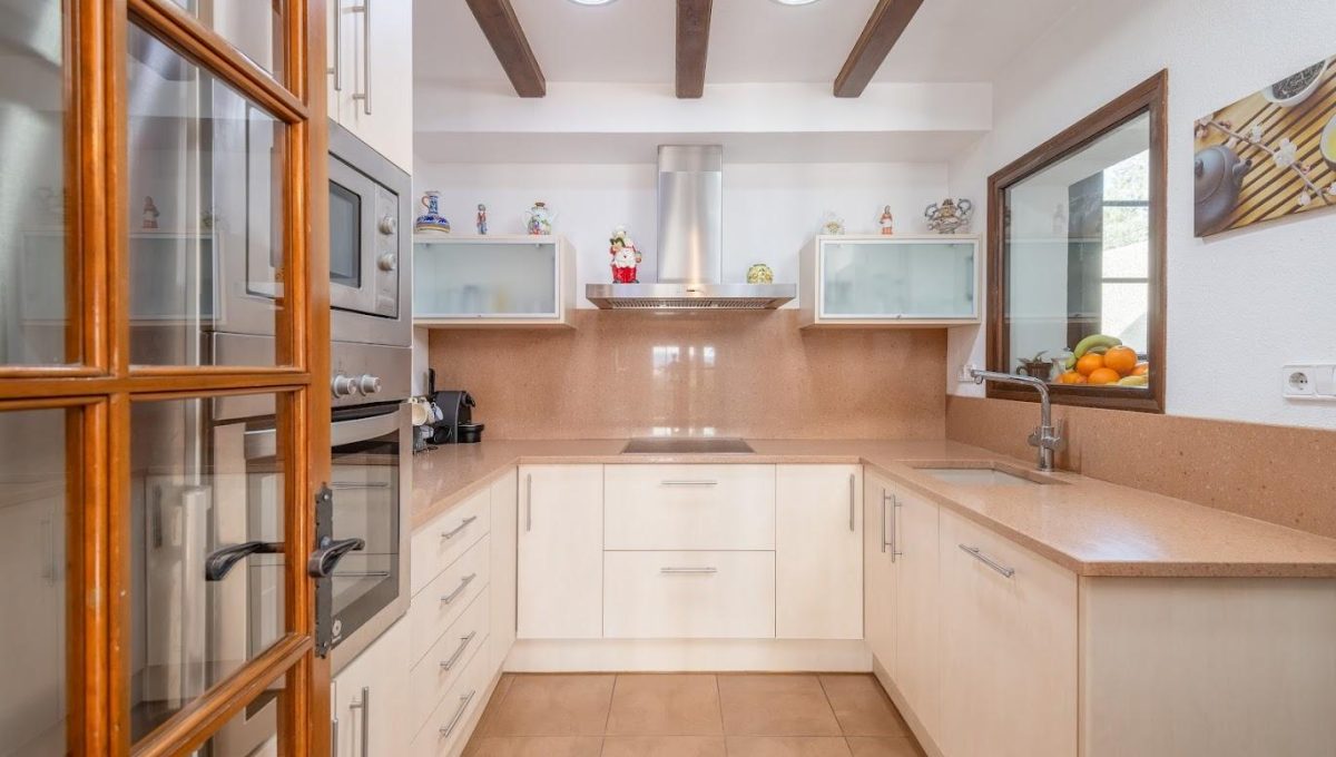 196141645_3731b3b9ff00ae3c79204a3f4f7edb18