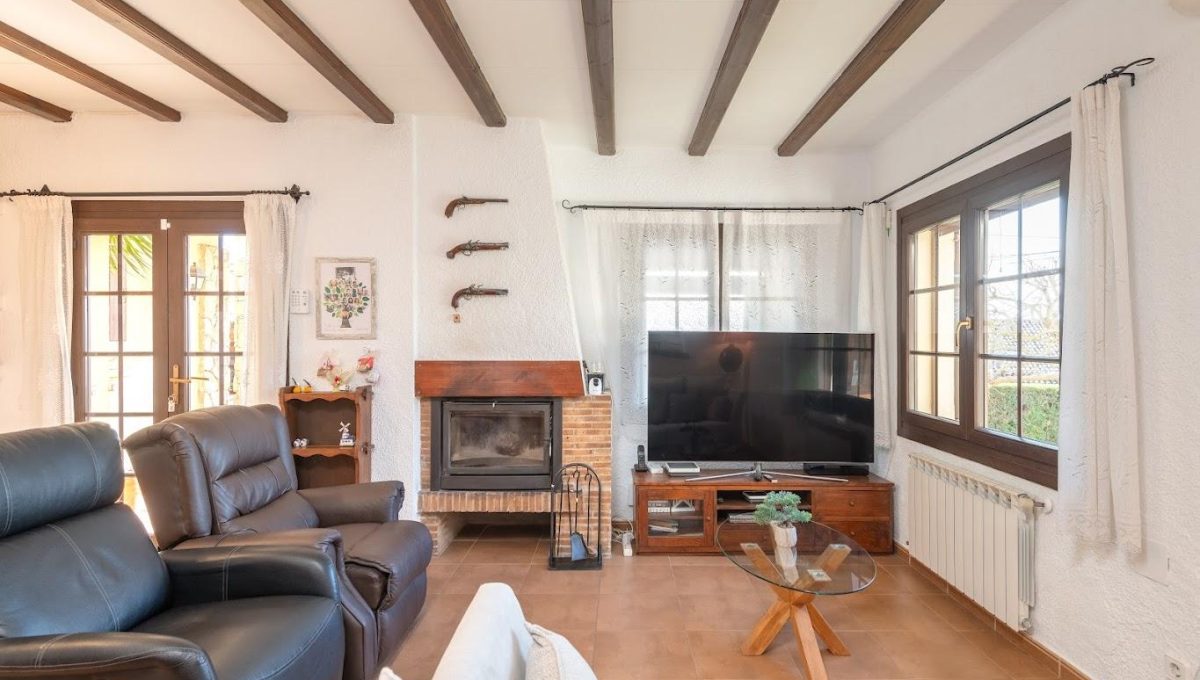 196141645_8eda4b4129ce03f086f349d7c9cdb8b6