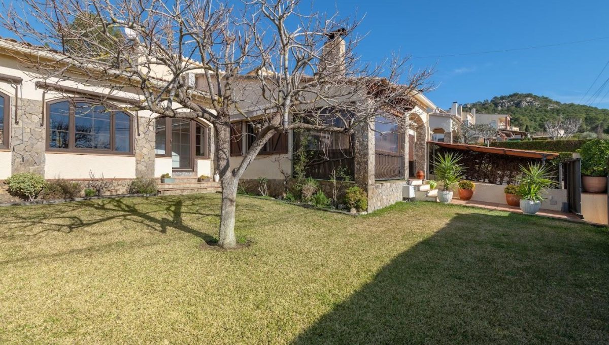 196141645_c0d013d653ee07b84497f9f45cb667f5