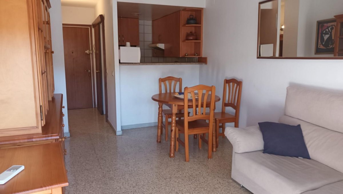 387577_04bc9beac82af8b9bc8705e858fef208