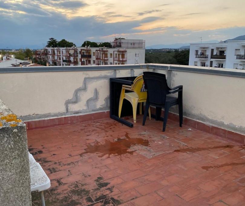 387845_37de6fb1fe4344bc34ebda84b80e1404