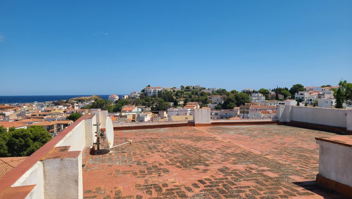 449504679_11406d627d807ce79fd24ba5e82fbf19