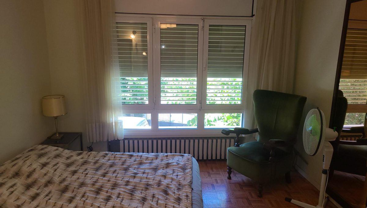 449504679_b81ac60c7da0673ec8a3c2eab7c7da92