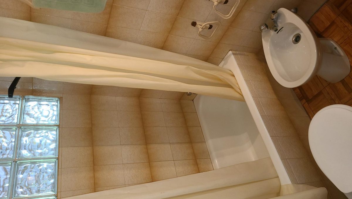 449504679_d4f7733601983e2190341c31408902f1