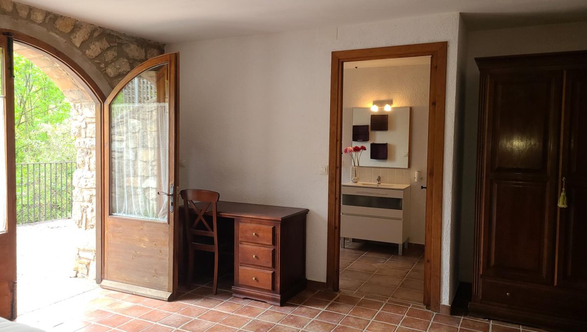 733404288_0df0a099de0ed42f188931bece99ad6c