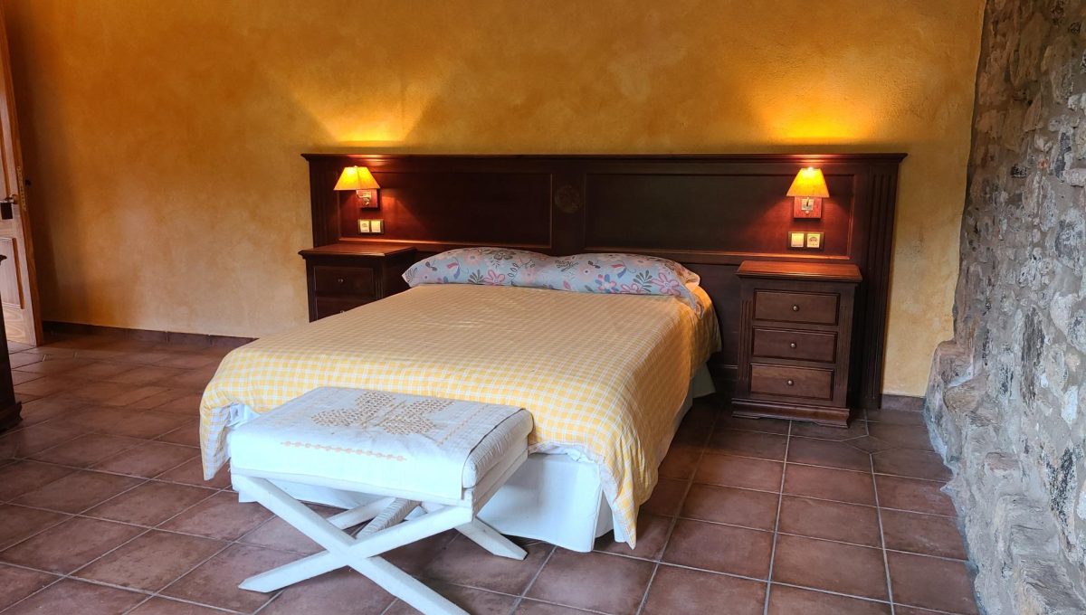 733404288_3e9e9cf19edb77cfda7696e211648ae8