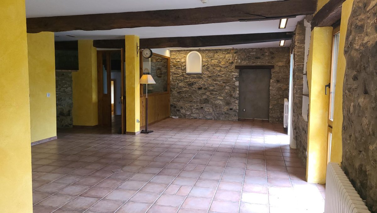 733404288_91b40b496e641f15608da67bc847af34