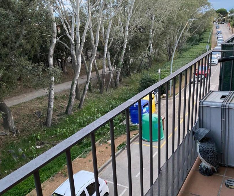 816985828_01e96e6f966c5703172e760ddd6e0cfc