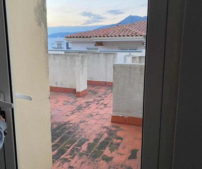 816985828_4e150eb2b17d94d899b7aa1d7b213857