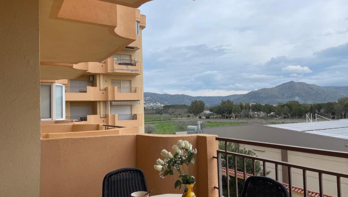 854884965_0054742a60404fa5daf3d1cb8b04da61