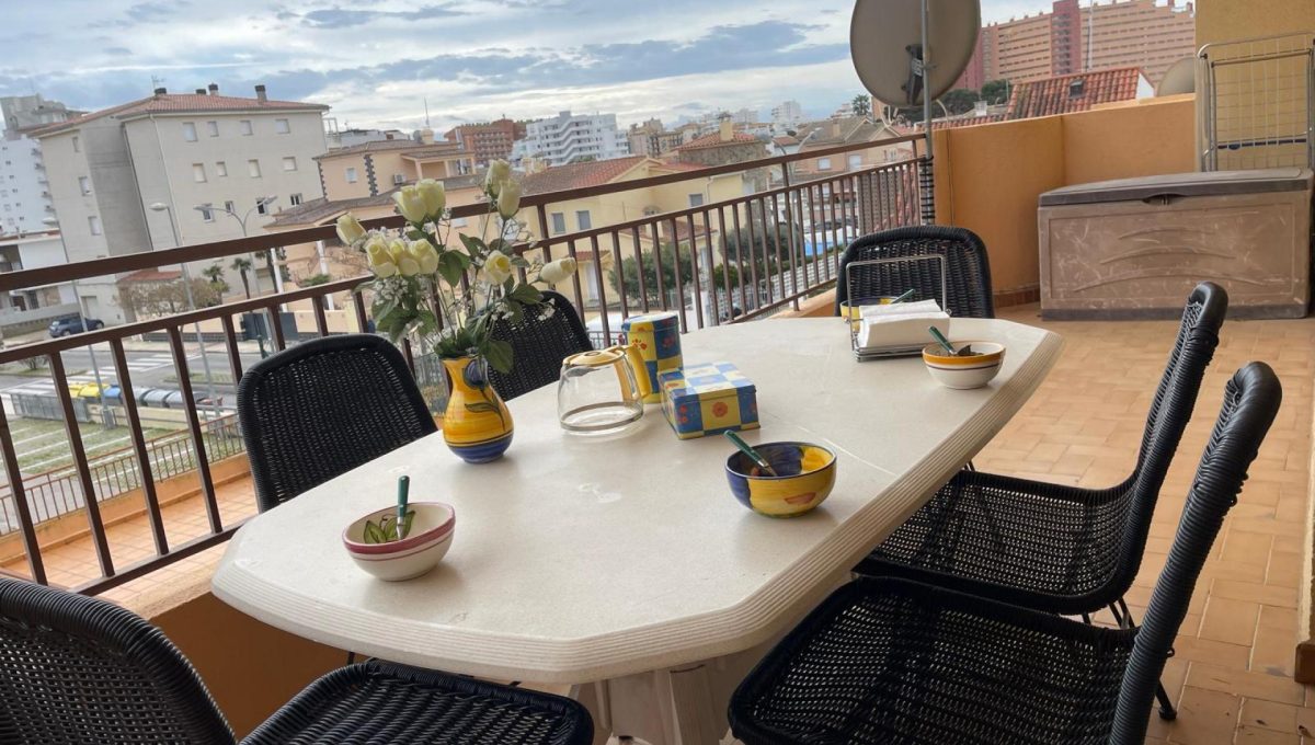 854884965_9dd68054086c30da29b1152e8616e685