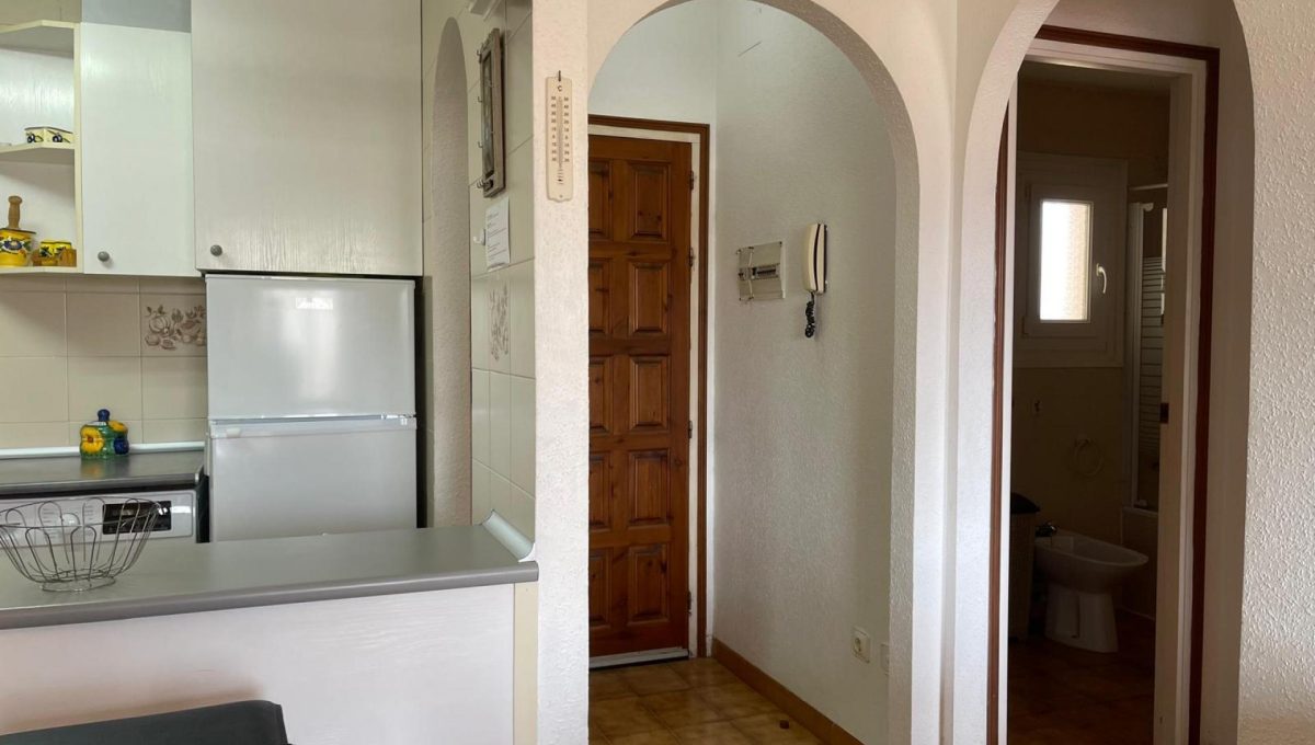 854884965_b30c6d820734bab66ae911a53e450b1c