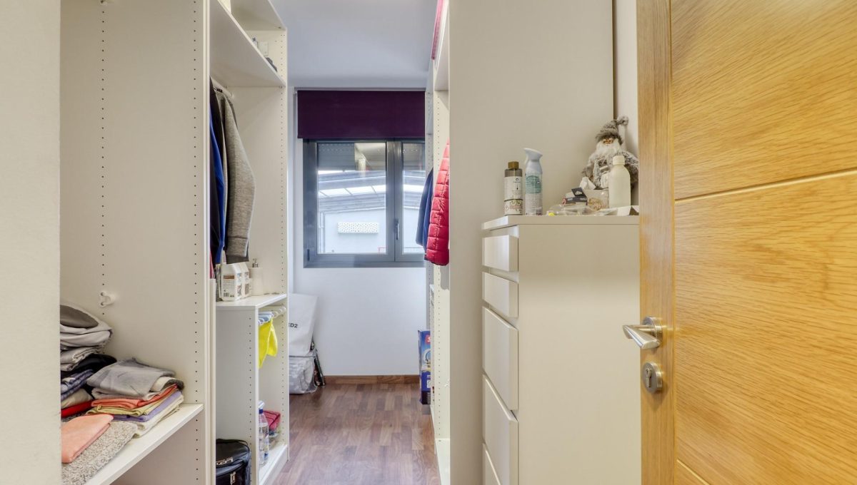 108319997_3b5425a76054875adb9aee3e005e7d85